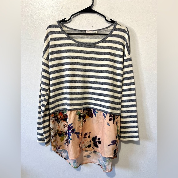 Anthropologie Postmark Ginny Stripe & Floral Layered Blouse - Medium - Picture 3 of 9